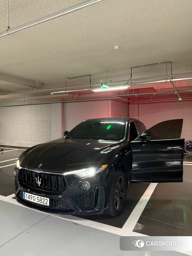 Maserati Levante id 4453437 из Кореи