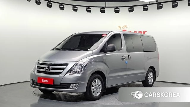 Hyundai Grand Starex 2018 Серебряный из Кореи