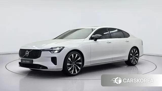 Volvo S90 2025 Белый из Кореи