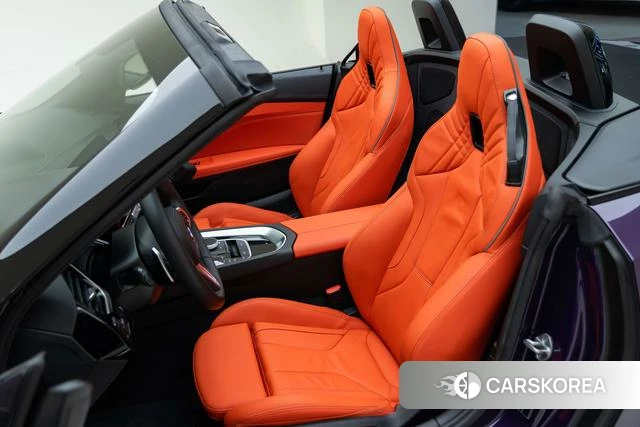 BMW Z4 2025 Фиолетовый из Китая