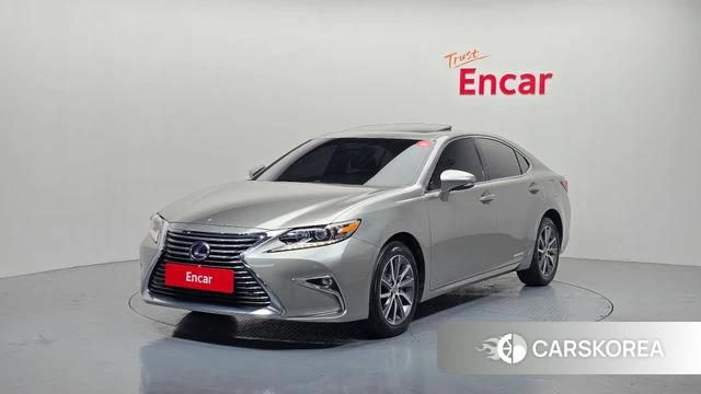 Lexus New ES300h 2018 Серебряный из Кореи