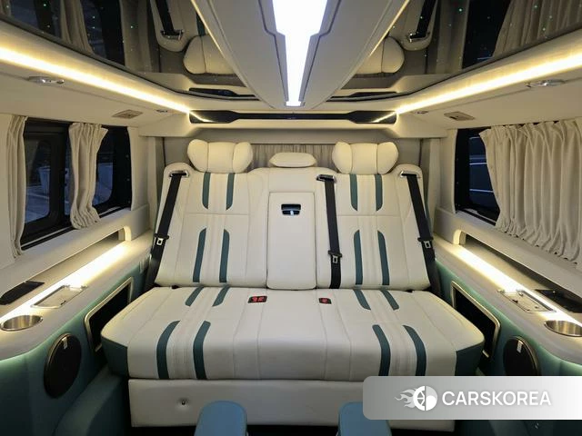 Toyota Hiace 2024 Белый из Китая