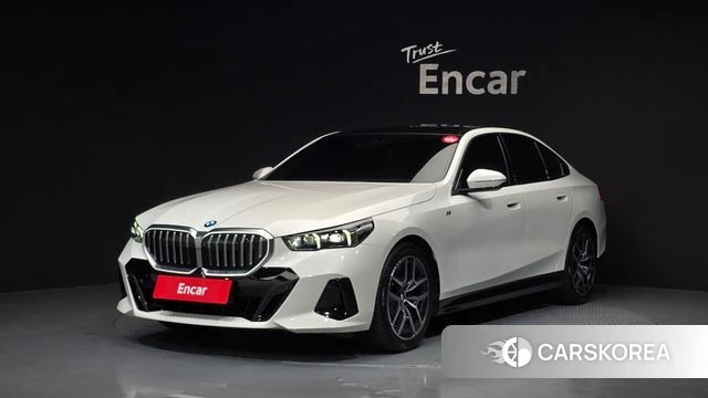BMW 5 Series (G60) 2024 Белый из Кореи