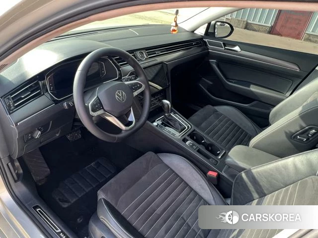 Volkswagen Magotan 2021 Шампань из Китая