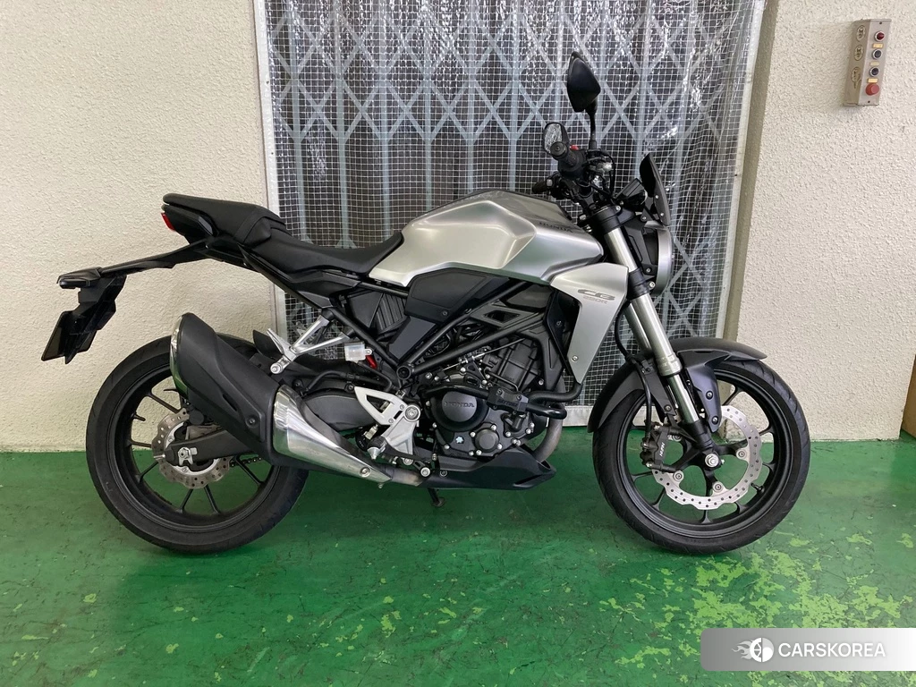 Проданный Honda CB250R 2018 из Японии