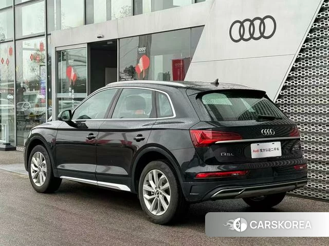 Audi Q5L 2024 Черный из Китая