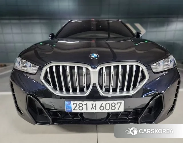 BMW X6 (G06) 2024 Черный из Кореи