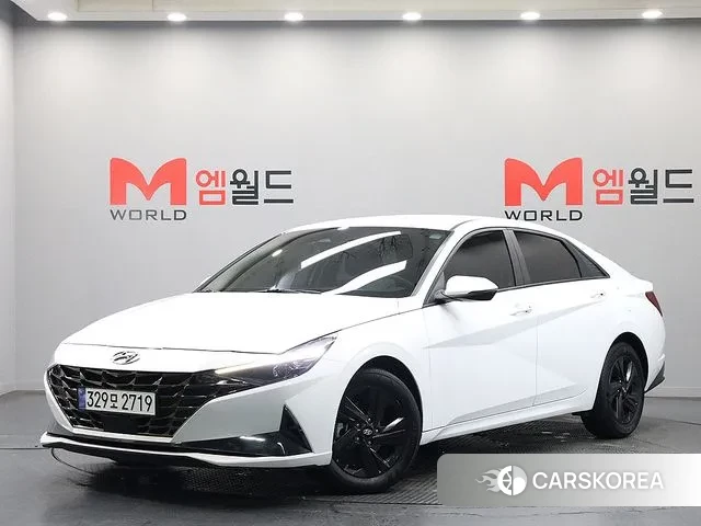 Hyundai Avante Hybrid (CN7) 2022 Белый из Кореи