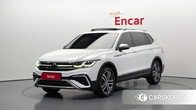 Volkswagen Tiguan Allspace 2022 Белый из Кореи