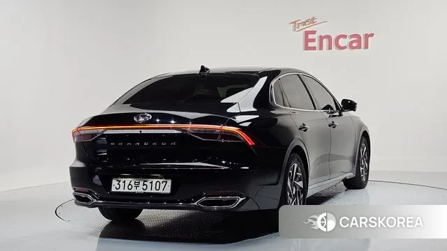 Hyundai The New Grandeur IG Hybrid 2022 Черный из Кореи