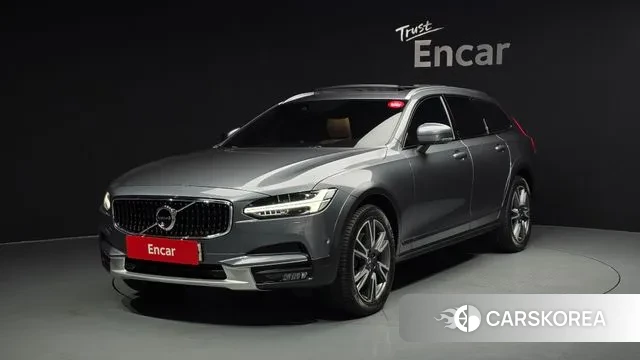 Volvo V90 Cross-Country 2019 Серый из Кореи