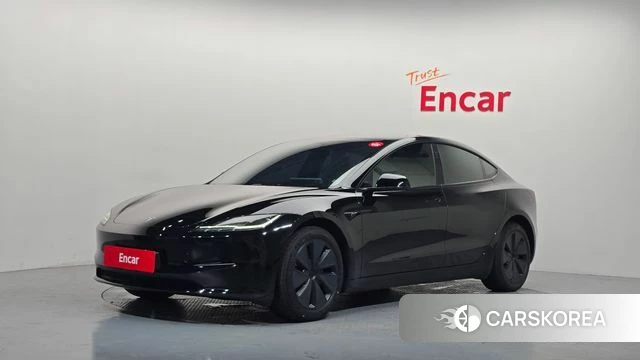 Tesla Model 3 2024 Черный из Кореи