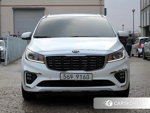 Kia The New Carnival 2018 Белый из Кореи