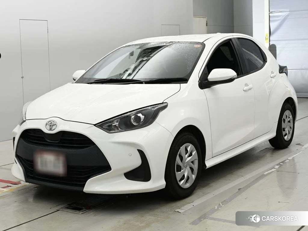 Toyota Yaris 2021 из Японии