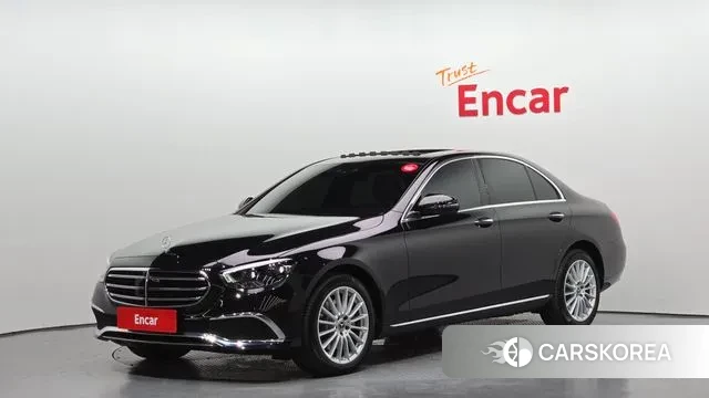 Mercedes-Benz E-Class W213 2023 Черный из Кореи