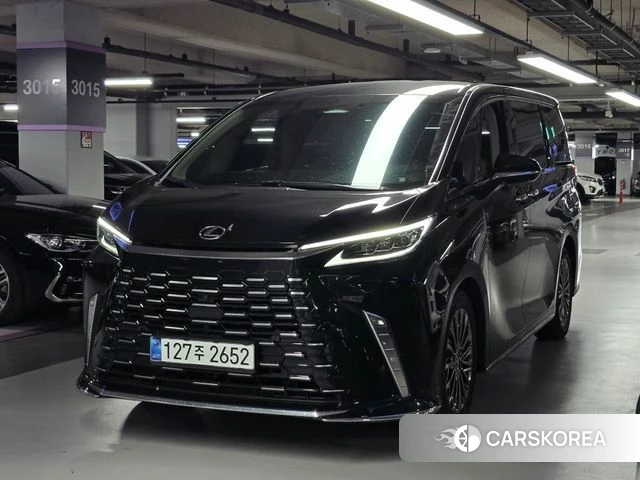 Lexus LM Second Generation 2025 Черный из Кореи