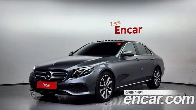 Mercedes-Benz E-Class W213 2018 Серый из Кореи