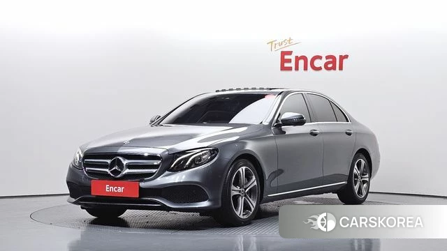 Mercedes-Benz E-Class W213 2019 Серый из Кореи