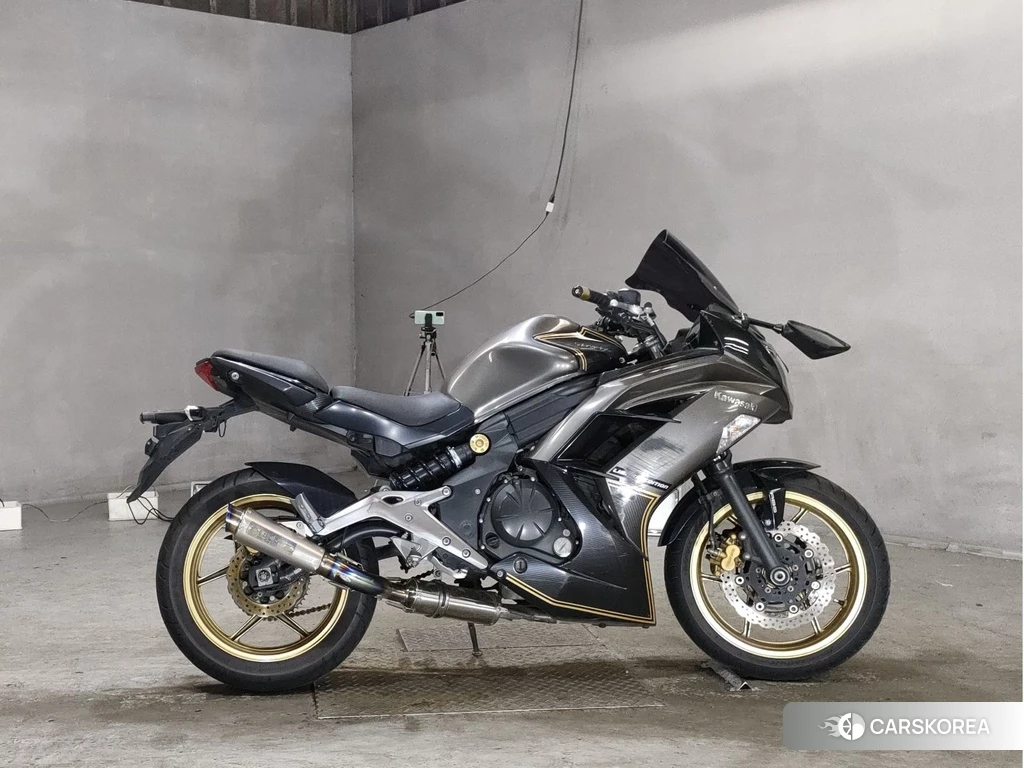 Проданный Kawasaki NINJA 400 2015 из Японии