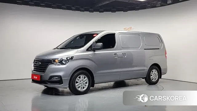 Hyundai The New Grand Starex 2019 Серебряный из Кореи