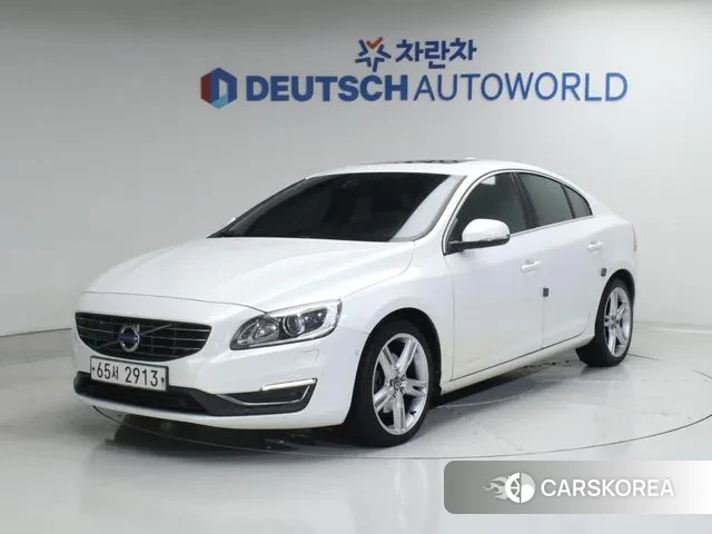Volvo S60 2018 Белый из Кореи