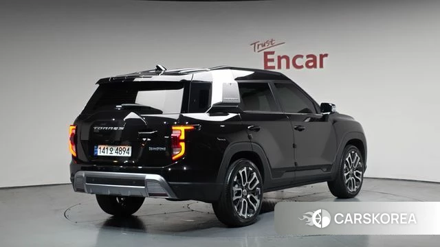 Ssangyong Torres 2023 Черный из Кореи