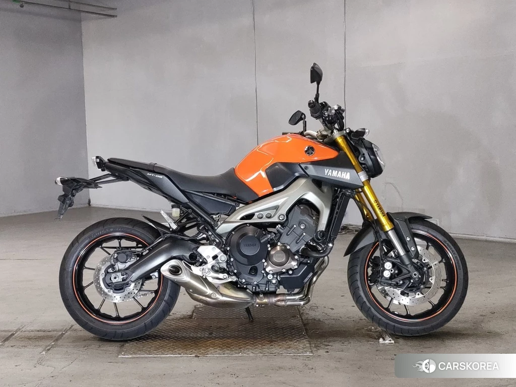Проданный Yamaha MT-09 2014 из Японии