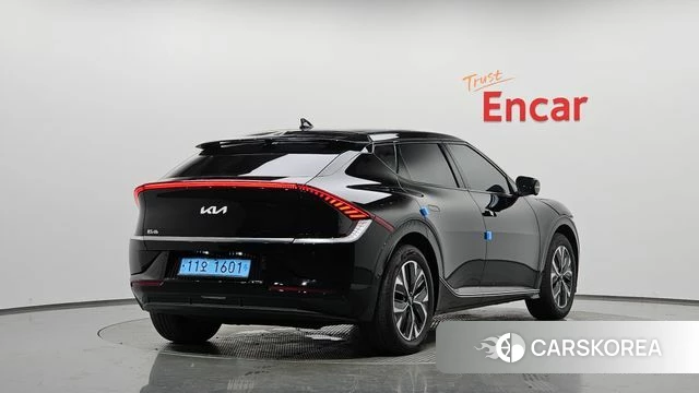 Kia EV6 2023 Черный из Кореи
