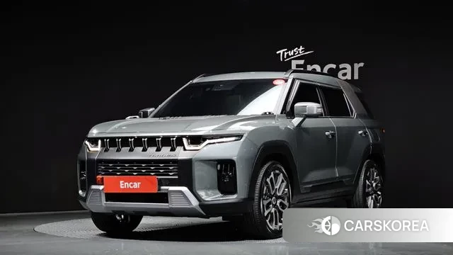 Ssangyong Torres 2023 Темно-зеленый из Кореи