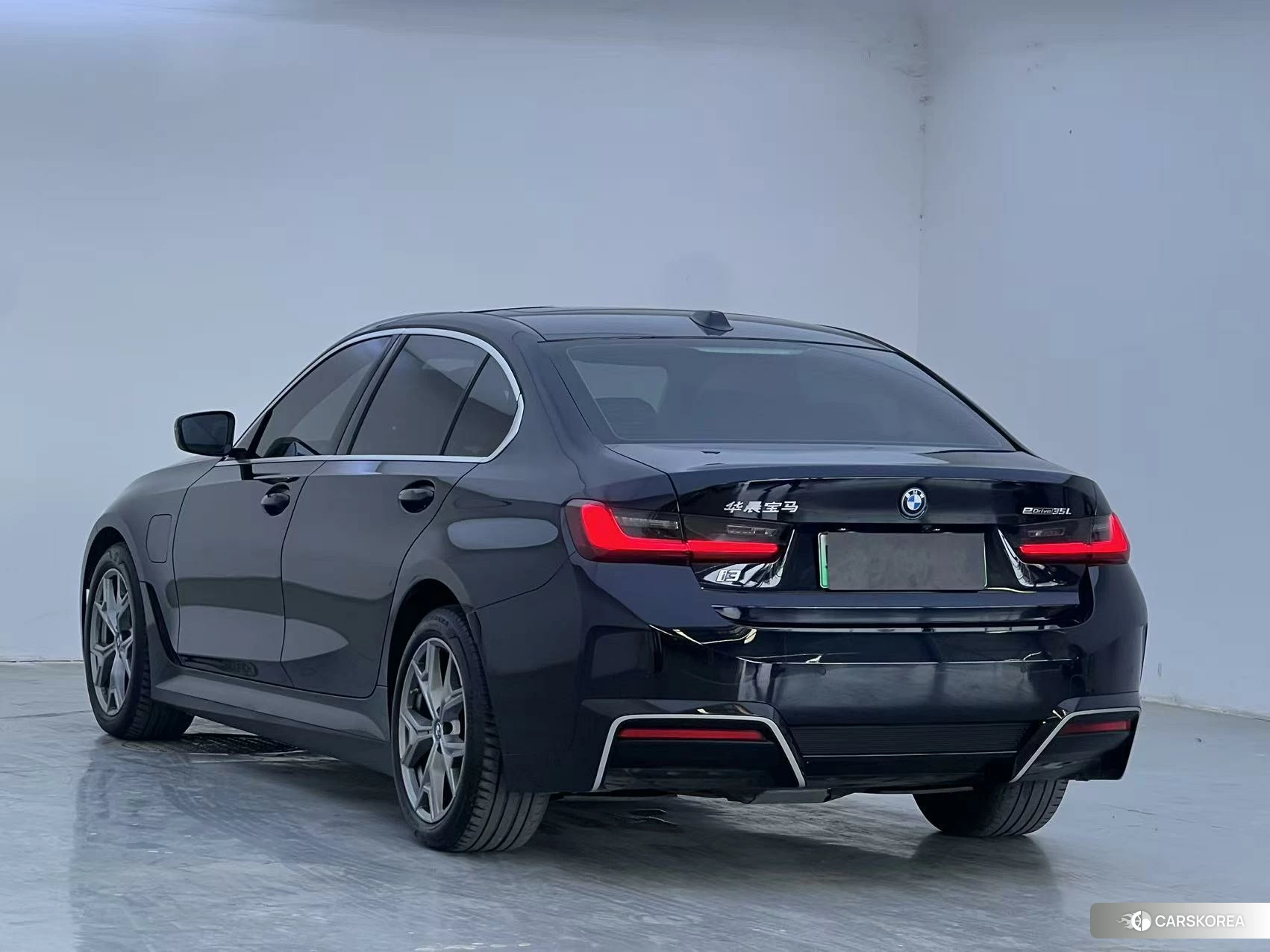 BMW i3 2023 Черный из Китая