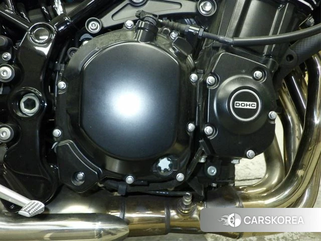 Engine photo