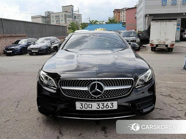 Mercedes-Benz E-Class W213 2019 Черный из Кореи