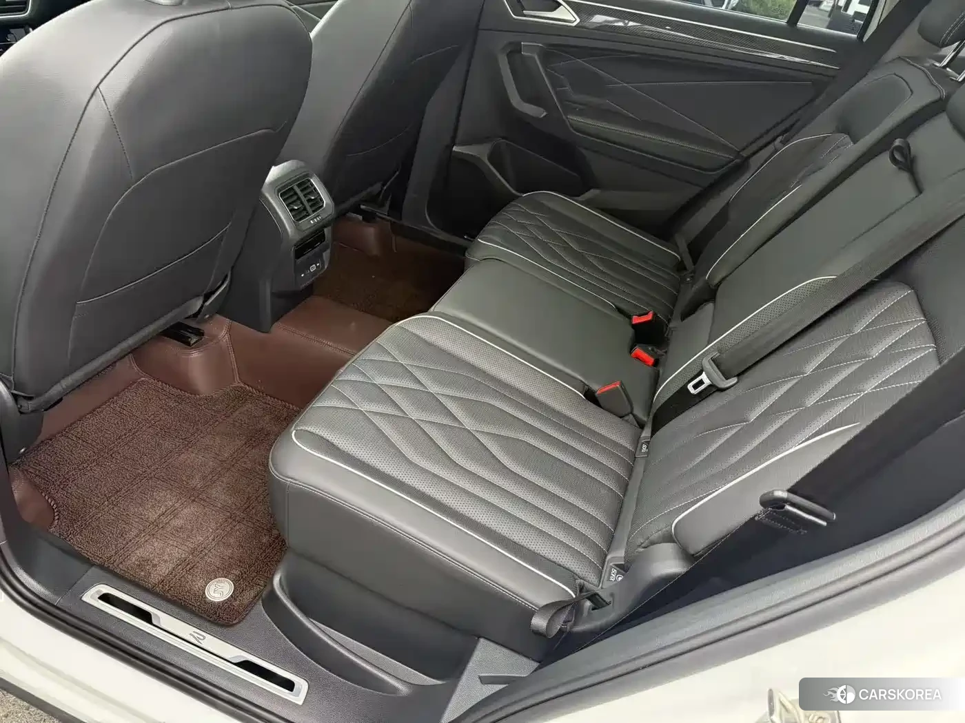 Volkswagen Tiguan L 2023 Белый из Китая