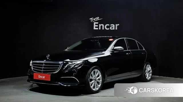 Mercedes-Benz E-Class W213 2018 Черный из Кореи