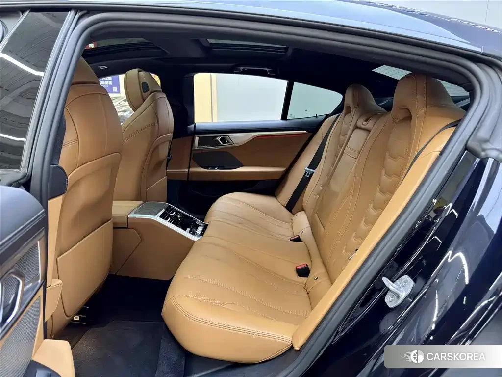 BMW 8 series 2020 Черный из Китая