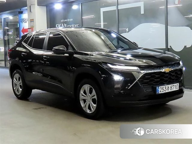 Chevrolet (GM Daewoo) Trax Crossover 2024 Черный из Кореи