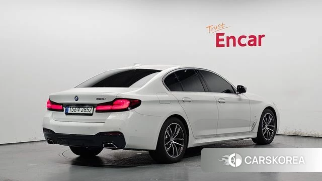 BMW 5 Series (G30) 2023 Белый из Кореи