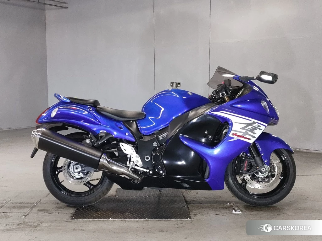 Проданный Suzuki GSX1300R HAYABUSA 2018 из Японии, фото 2