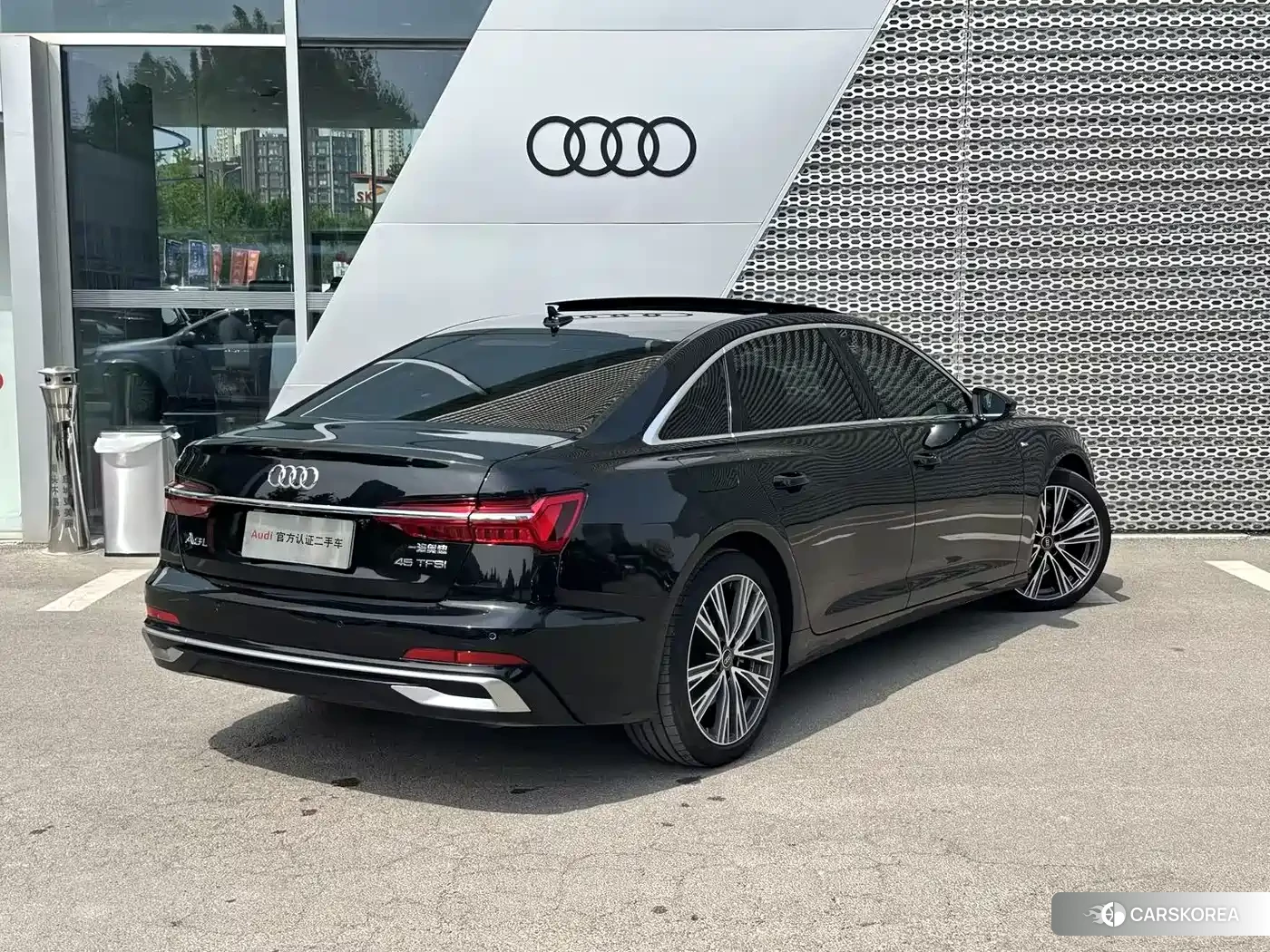 Audi A6L 2024 Черный из Китая