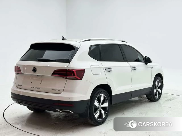 Volkswagen Tuyue 2022 Белый из Китая