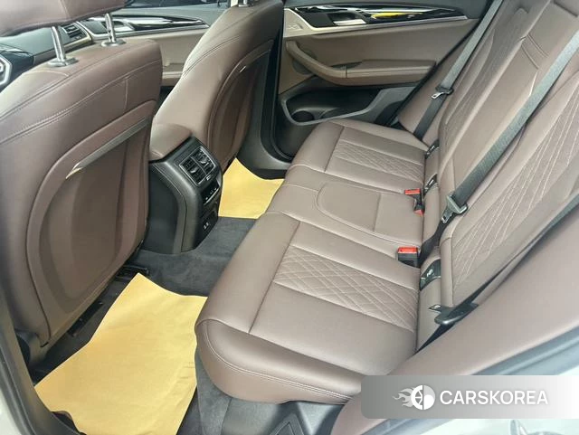 BMW iX3 2021 Белый из Китая