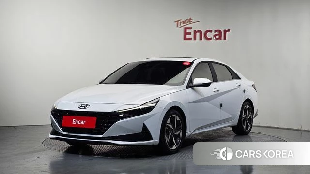 Hyundai Avante Hybrid (CN7) 2021 Белый из Кореи