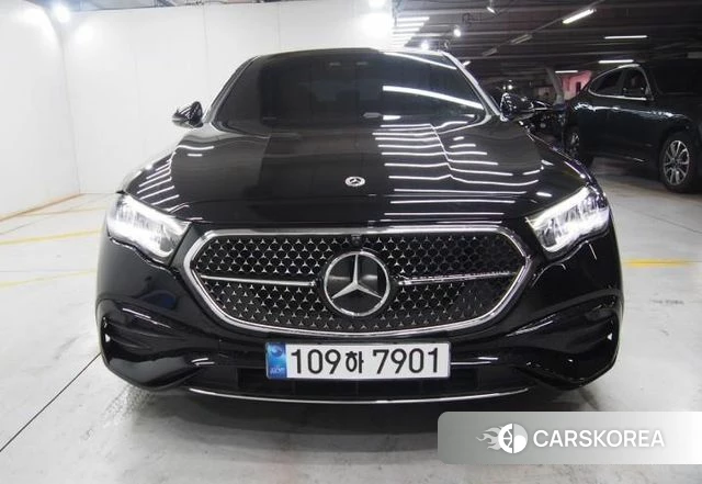 Mercedes-Benz E-Class W214 2025 Черный из Кореи