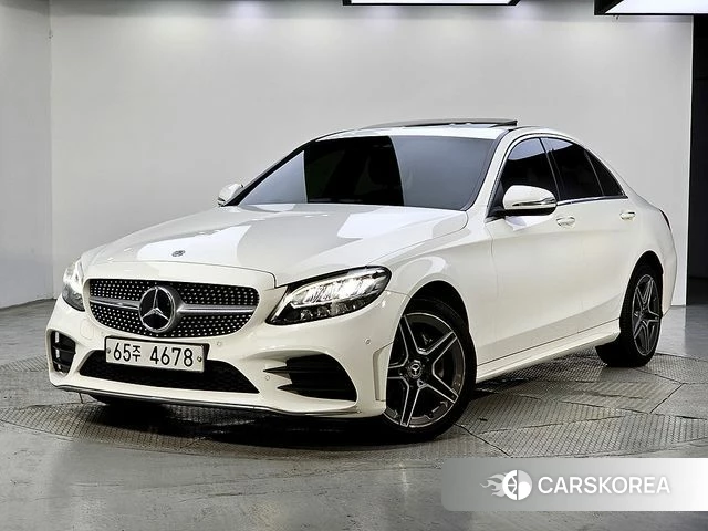 Mercedes-Benz C-Class W205 2019 Белый из Кореи