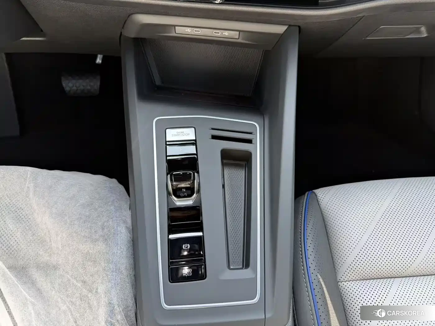 Volkswagen Golf 2025 Silver/gray из Китая