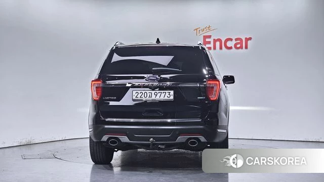 Ford Explorer 2018 Черный из Кореи
