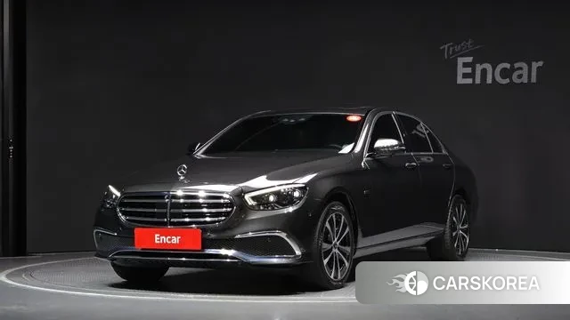 Mercedes-Benz E-Class W213 2021 Серый из Кореи