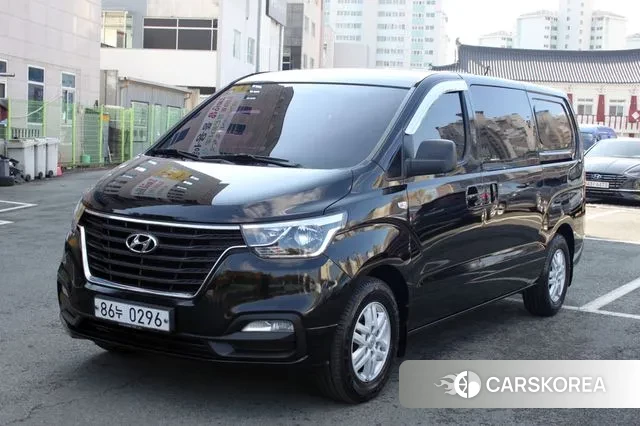 Hyundai The New Grand Starex 2018 Черный из Кореи