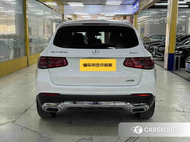 Mercedes-Benz GLC 2021 Белый из Китая