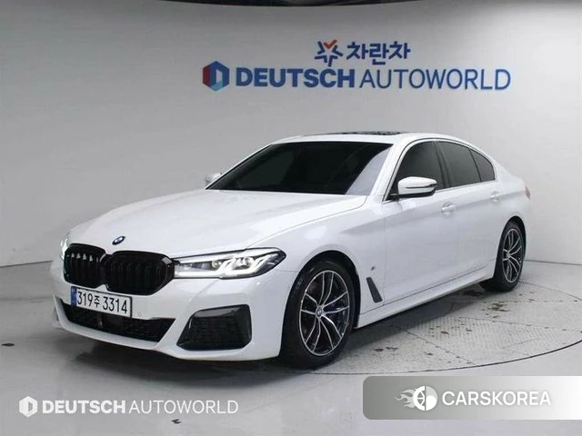 BMW 5 Series (G30) 2023 Белый из Кореи